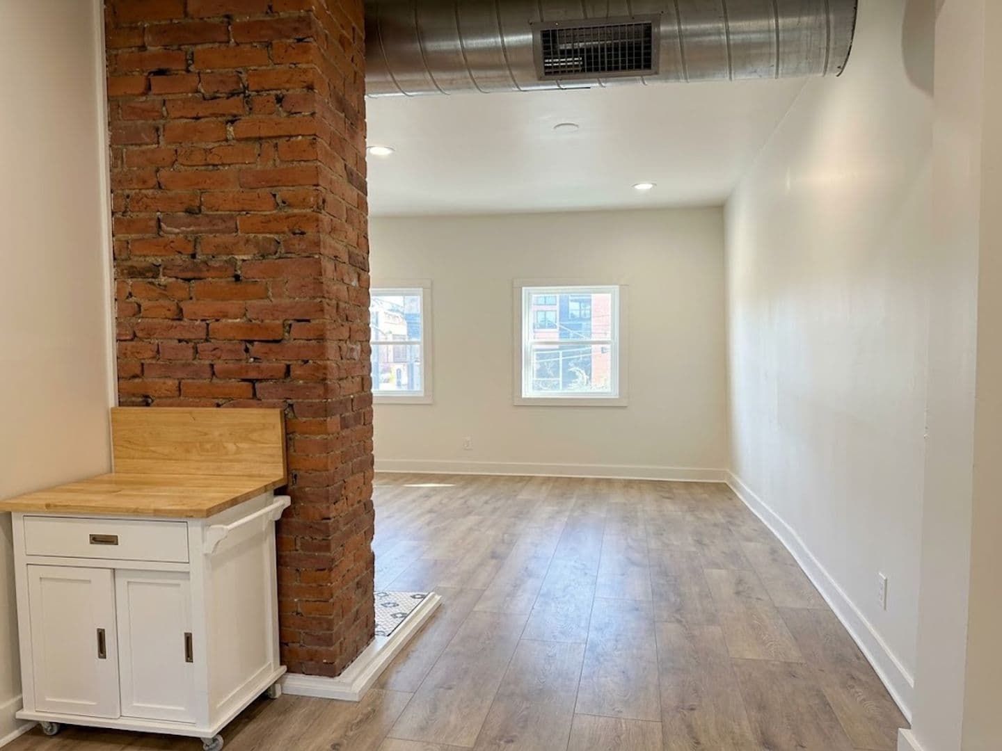 Pittsburgh Apartment: 95 McCandless