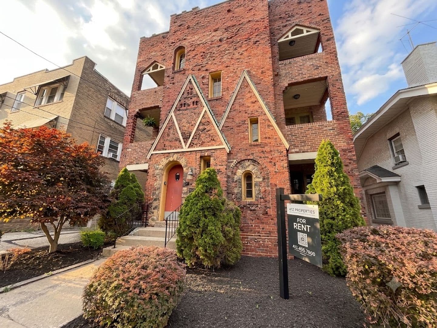 Pittsburgh Apartment: 119 Central Square