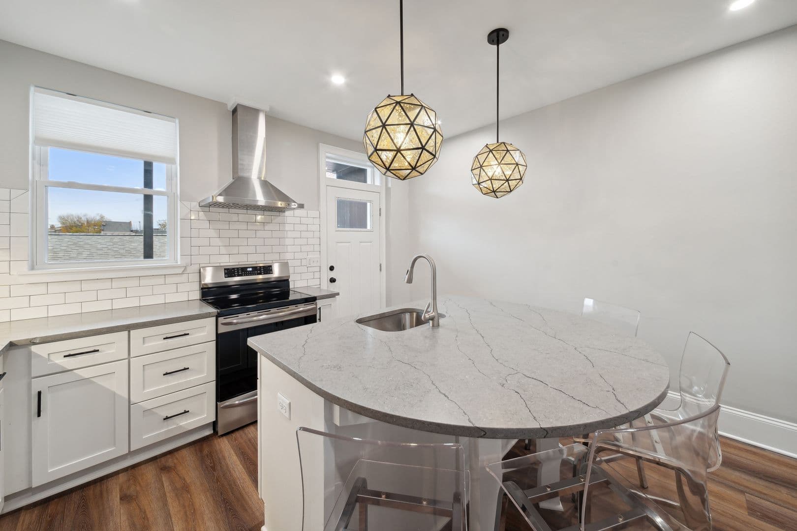 Pittsburgh Apartment: 91-93 S 9th Street