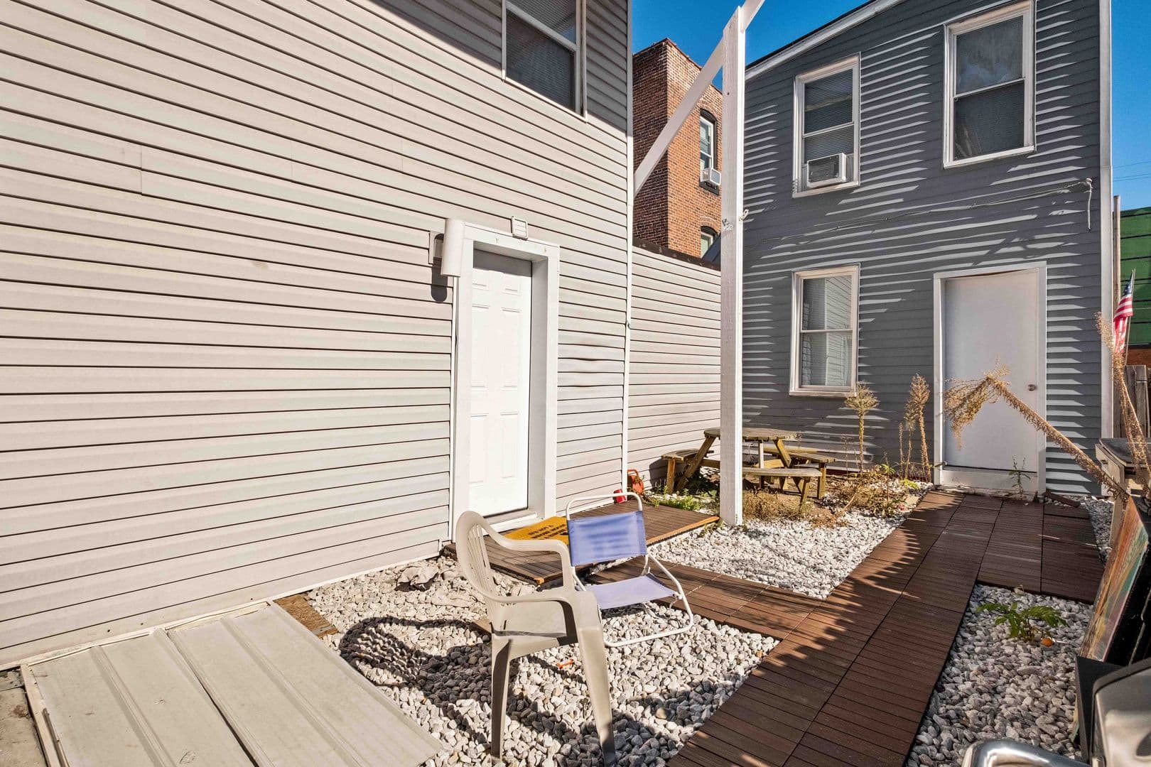 Pittsburgh House: 37 Uxor Way