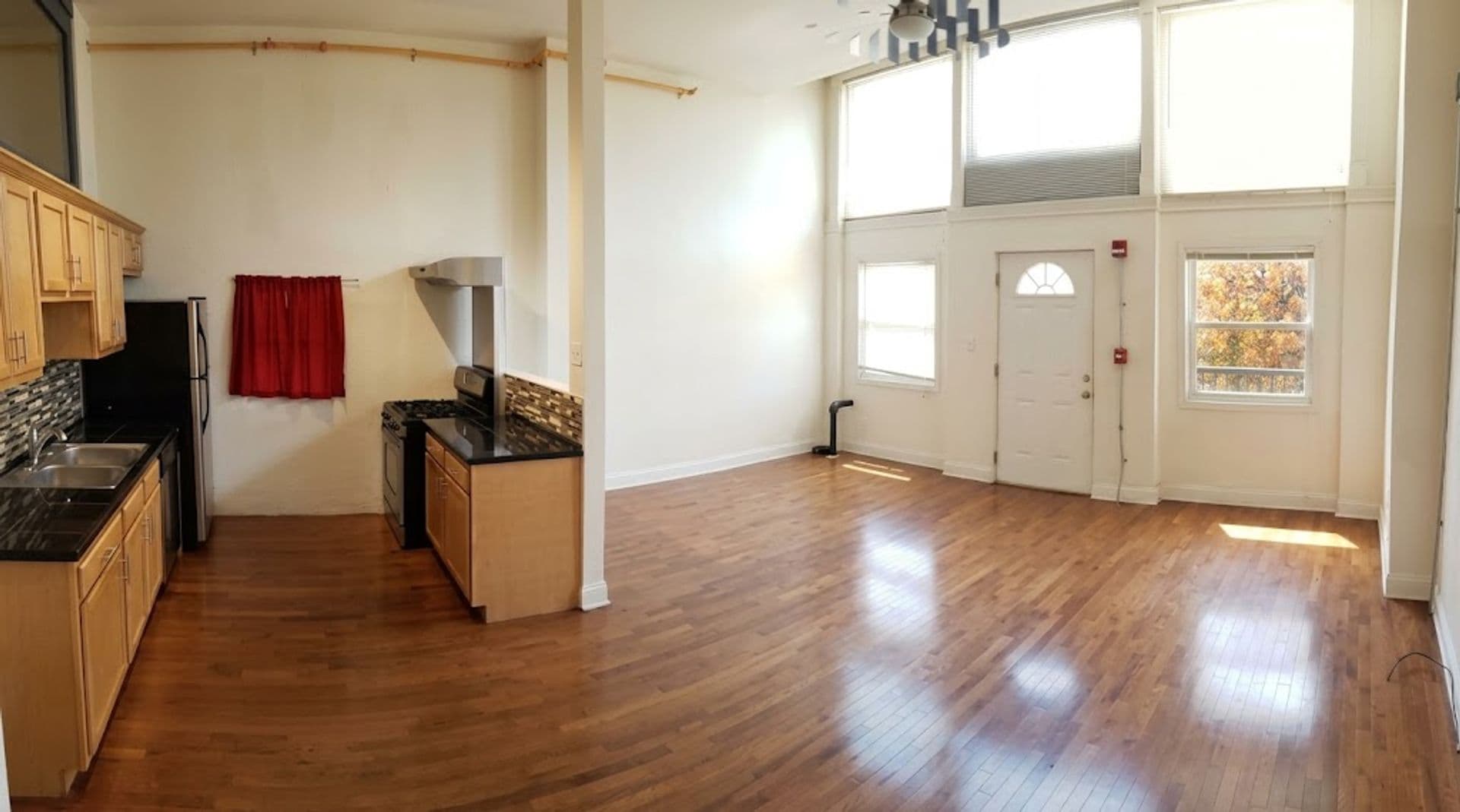 Pittsburgh Apartment: 2405 Sarah Street