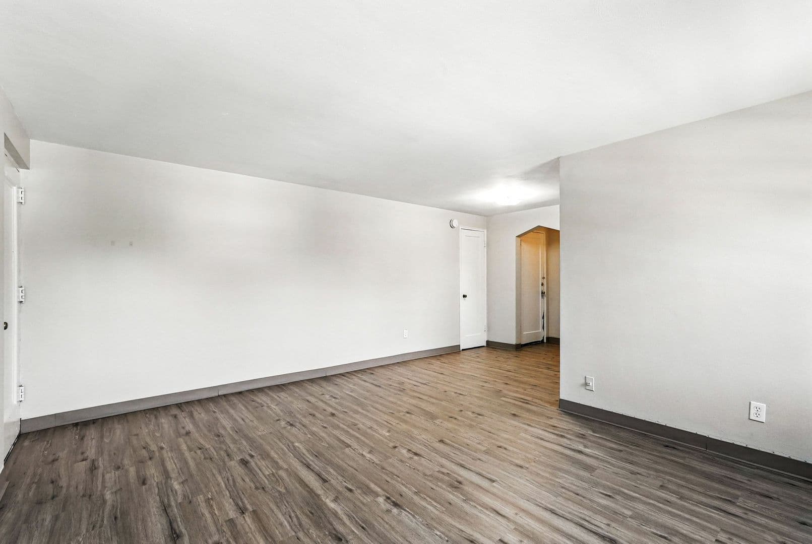 Pittsburgh Apartment: 677 Florida Avenue