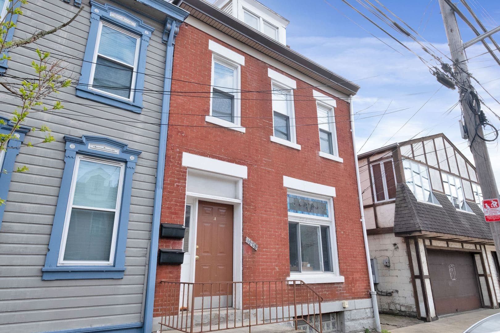 Pittsburgh Apartment: 1808 Jane Street