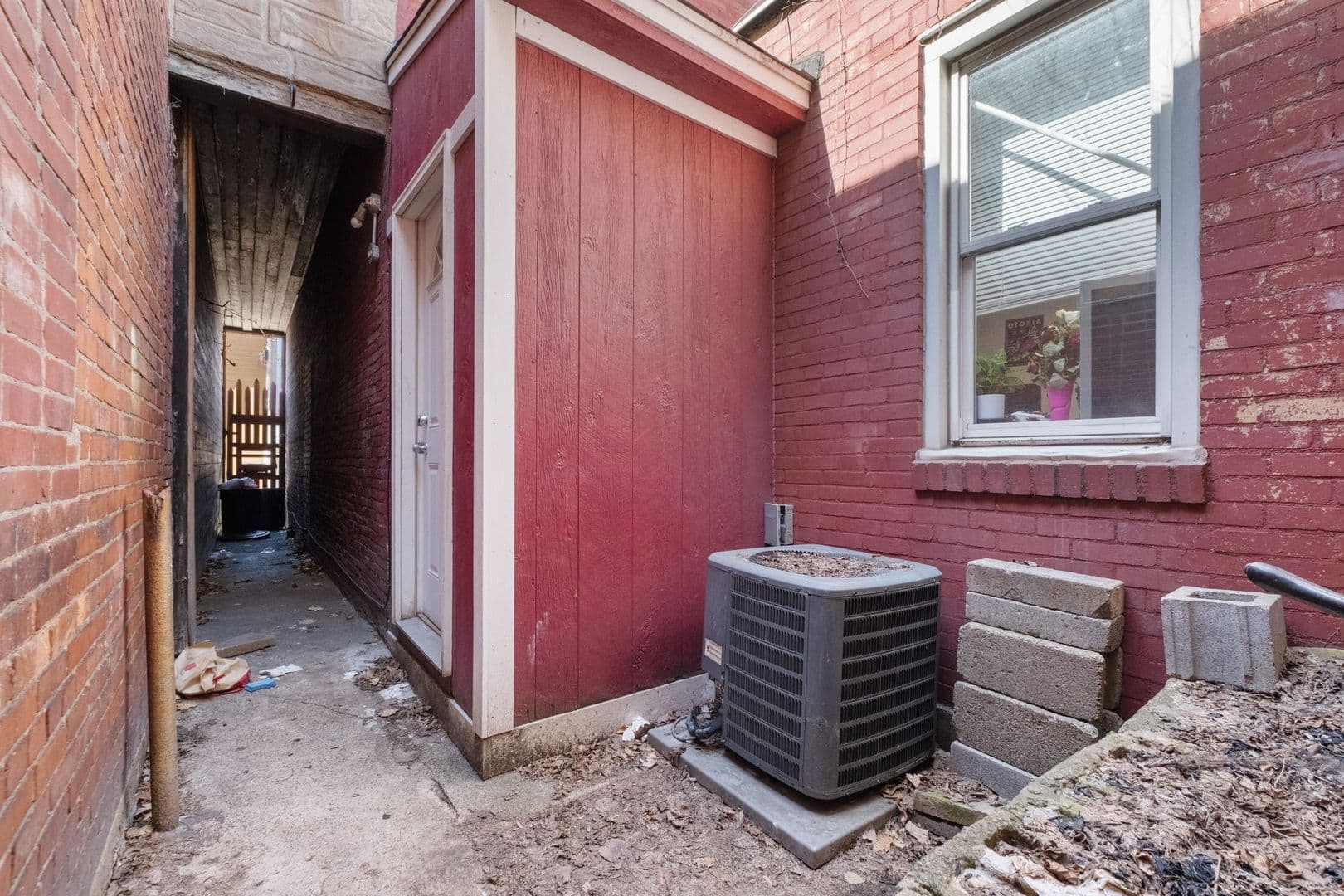 Pittsburgh House: 107 s. 15th Street