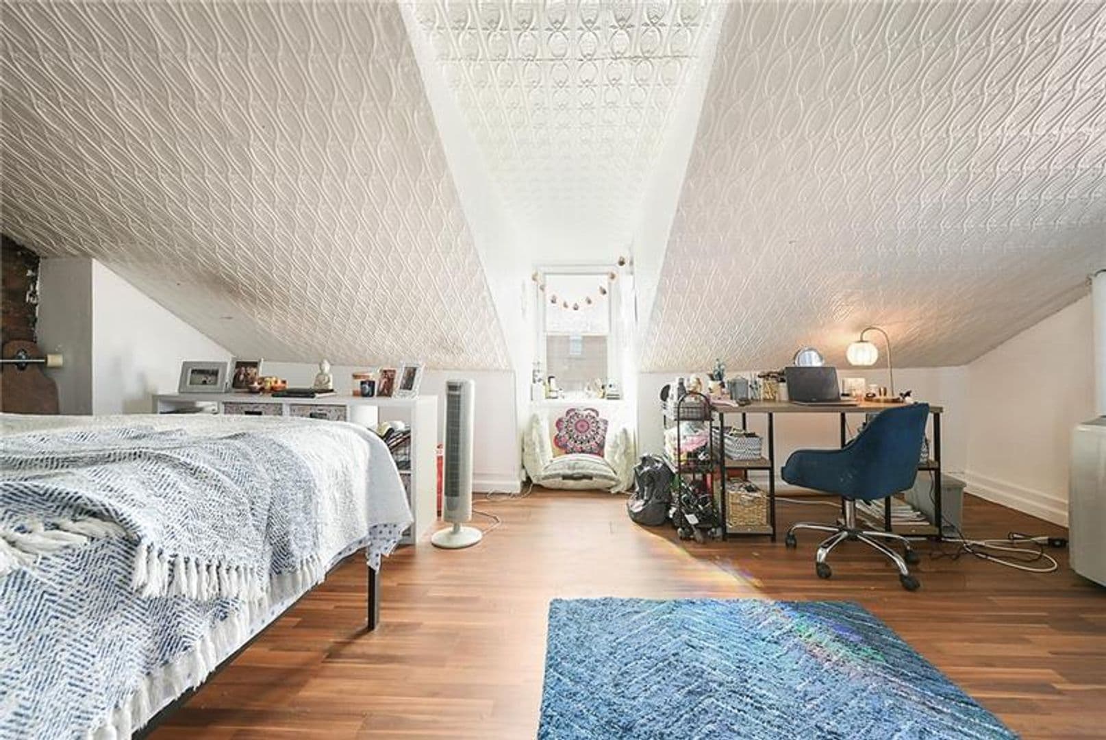 Pittsburgh House: 1802 Larkins Way