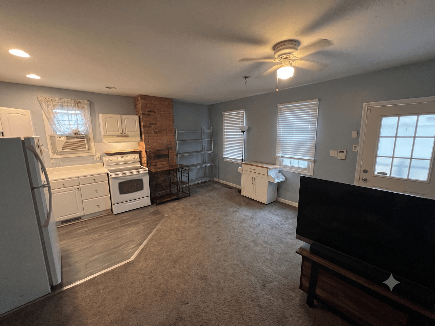 Pittsburgh Apartment: 3157 Josephine Street