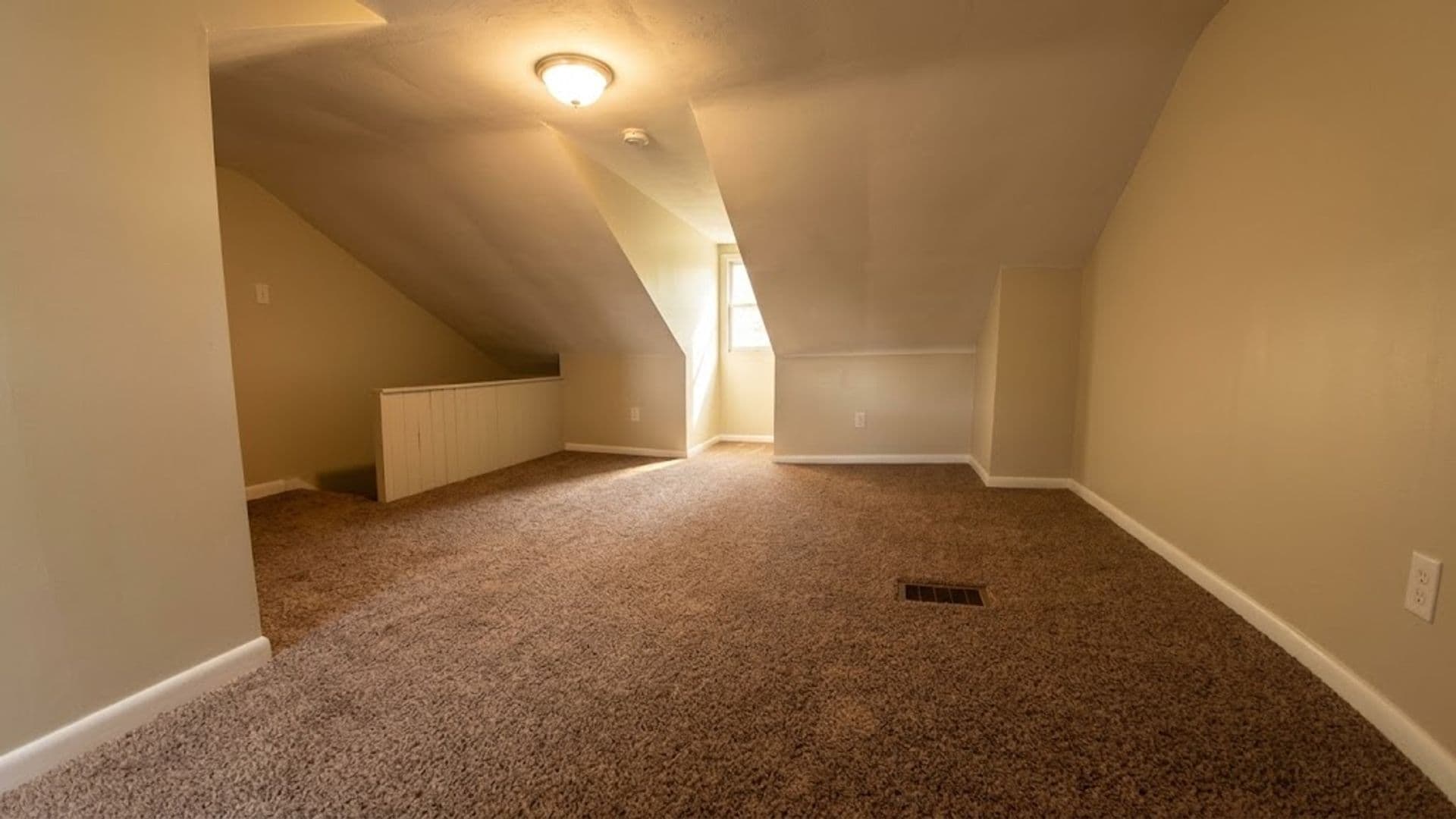 Pittsburgh House: 2511 Leticoe Street