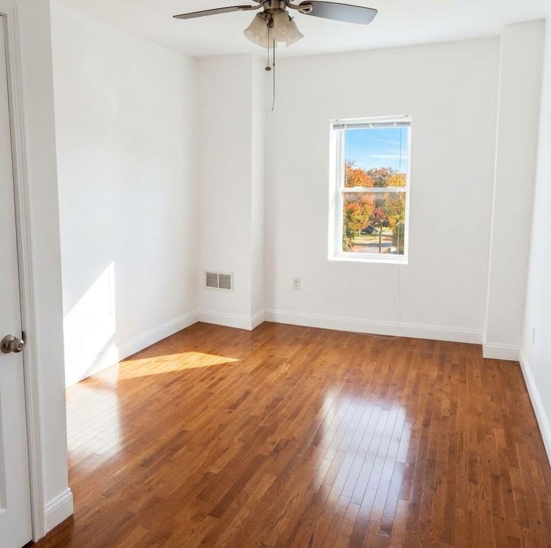 Pittsburgh House: 2855 Sarah Street