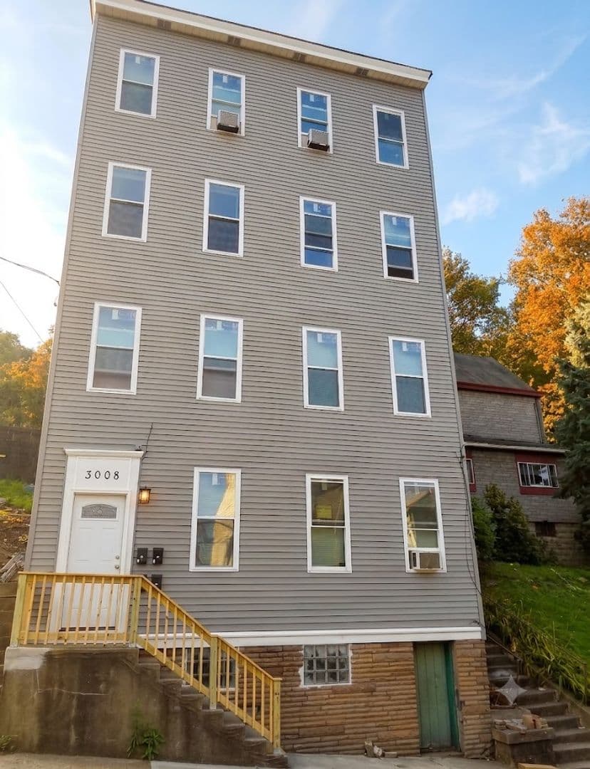 Pittsburgh Apartment: 3008 Paulowna Street