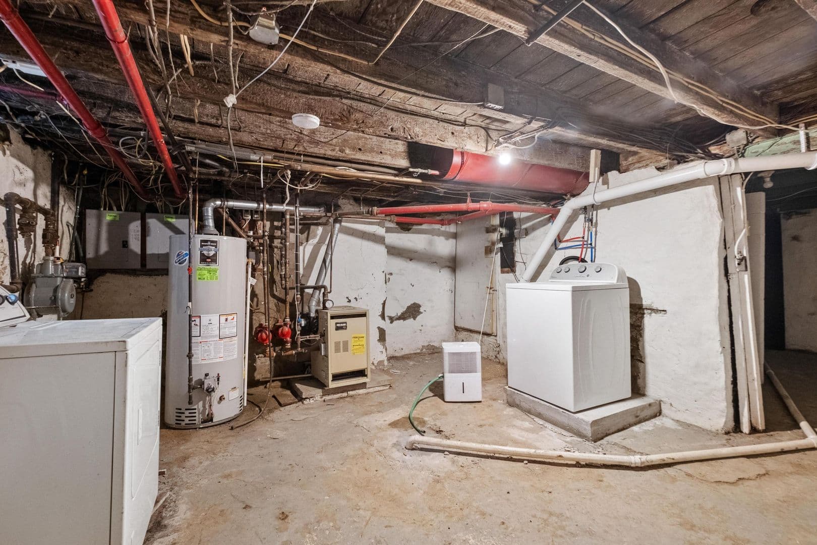 Pittsburgh Apartment: 27 S. 14th Street