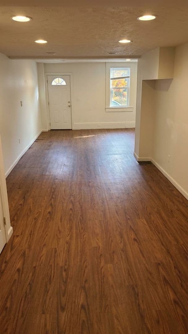 Pittsburgh House: 69 s 17th Street