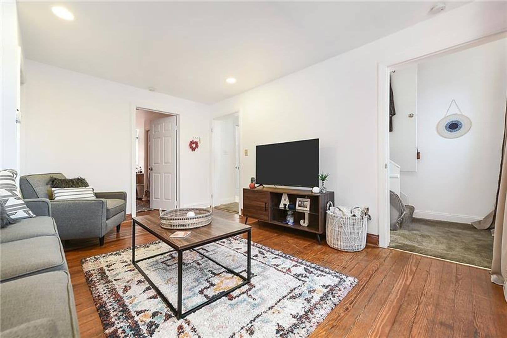Pittsburgh House: 1802 Larkins Way