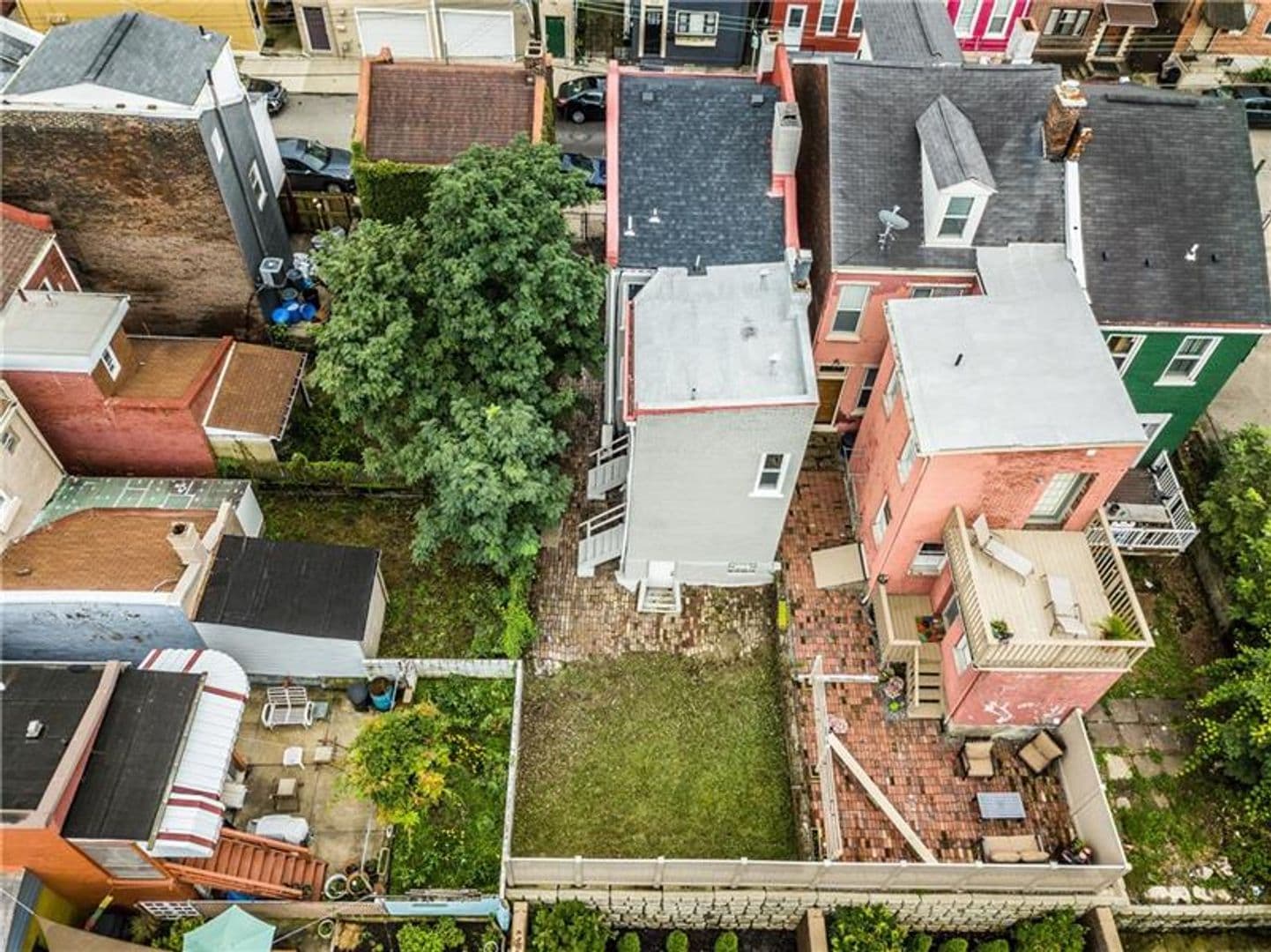 Pittsburgh House: 1013 Bradish Street