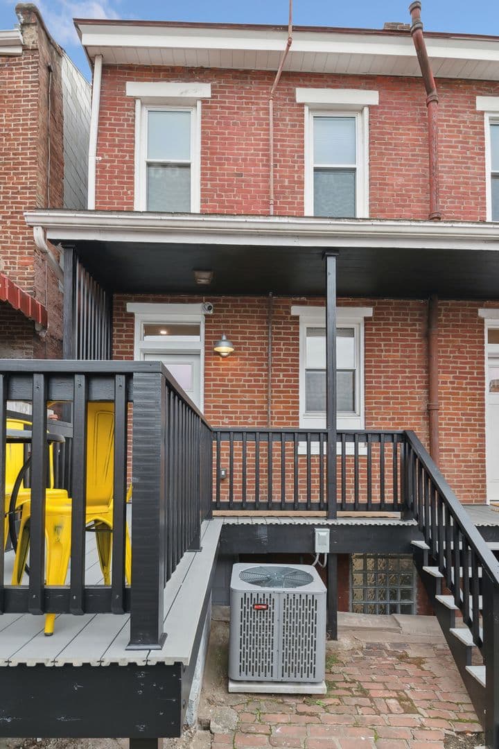 Pittsburgh Apartment: 91-93 S 9th Street