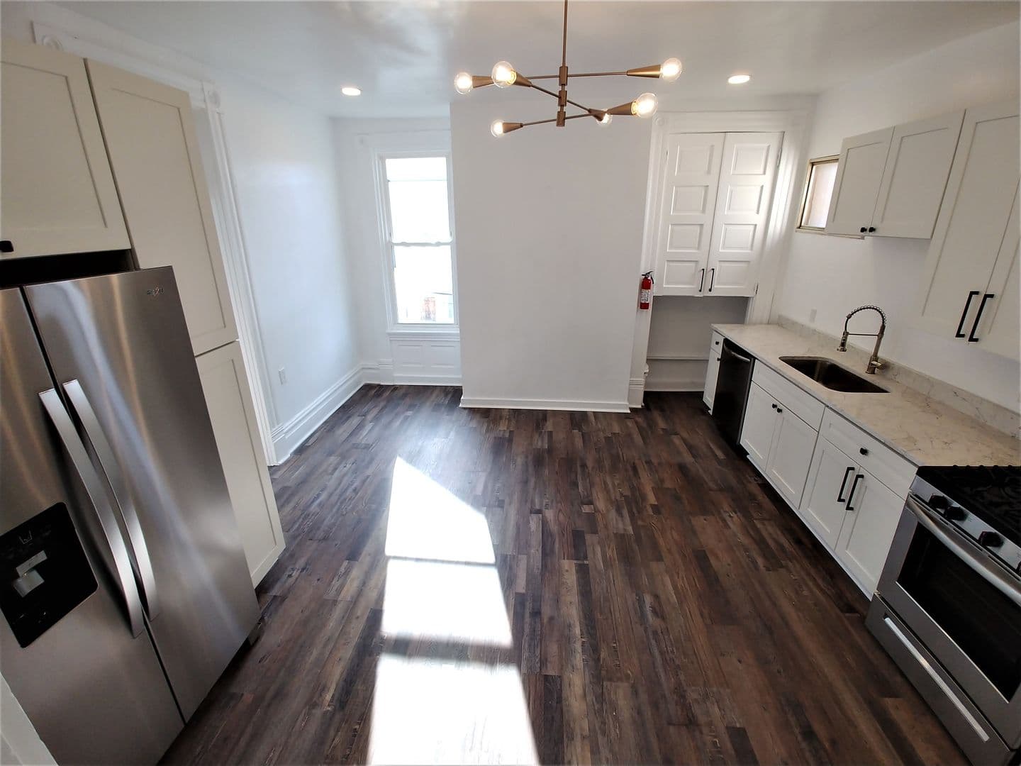 Pittsburgh Apartment: 224 Walter Street