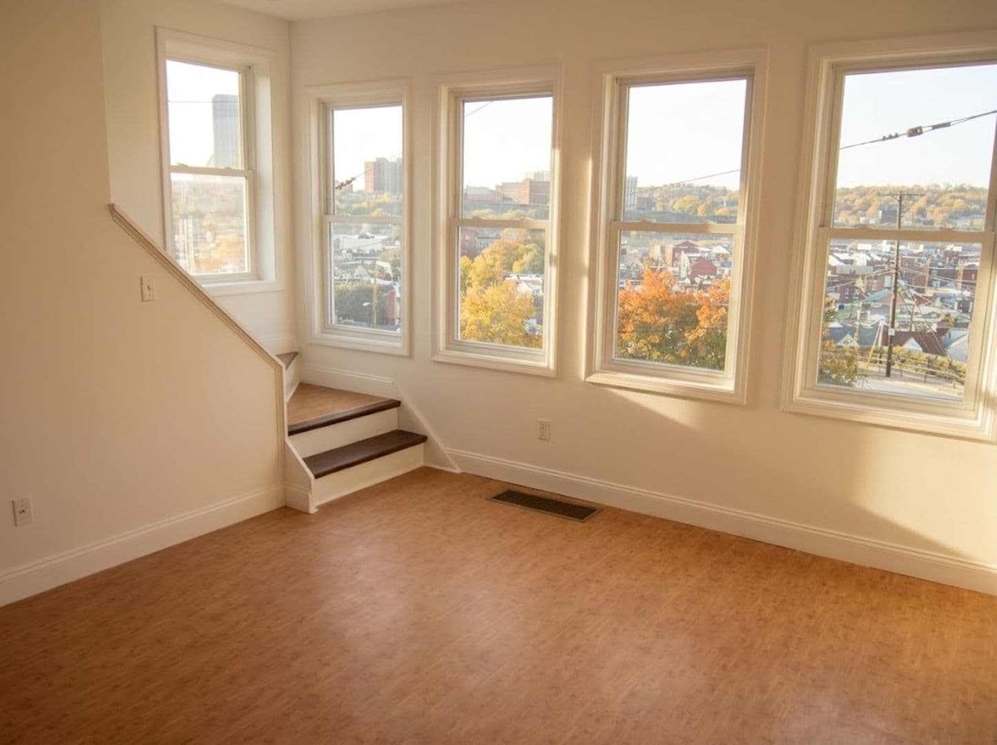 Pittsburgh House: 6 Brosville Street