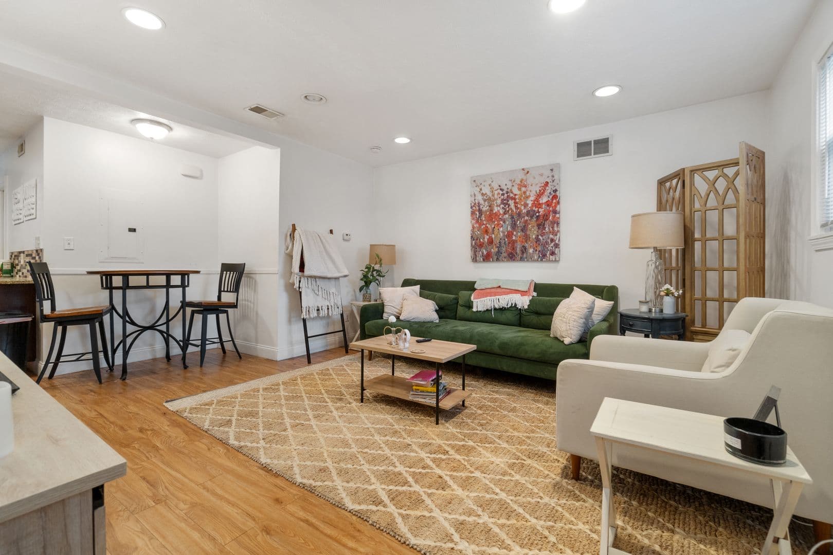 Pittsburgh Apartment: 2528 Carey Way