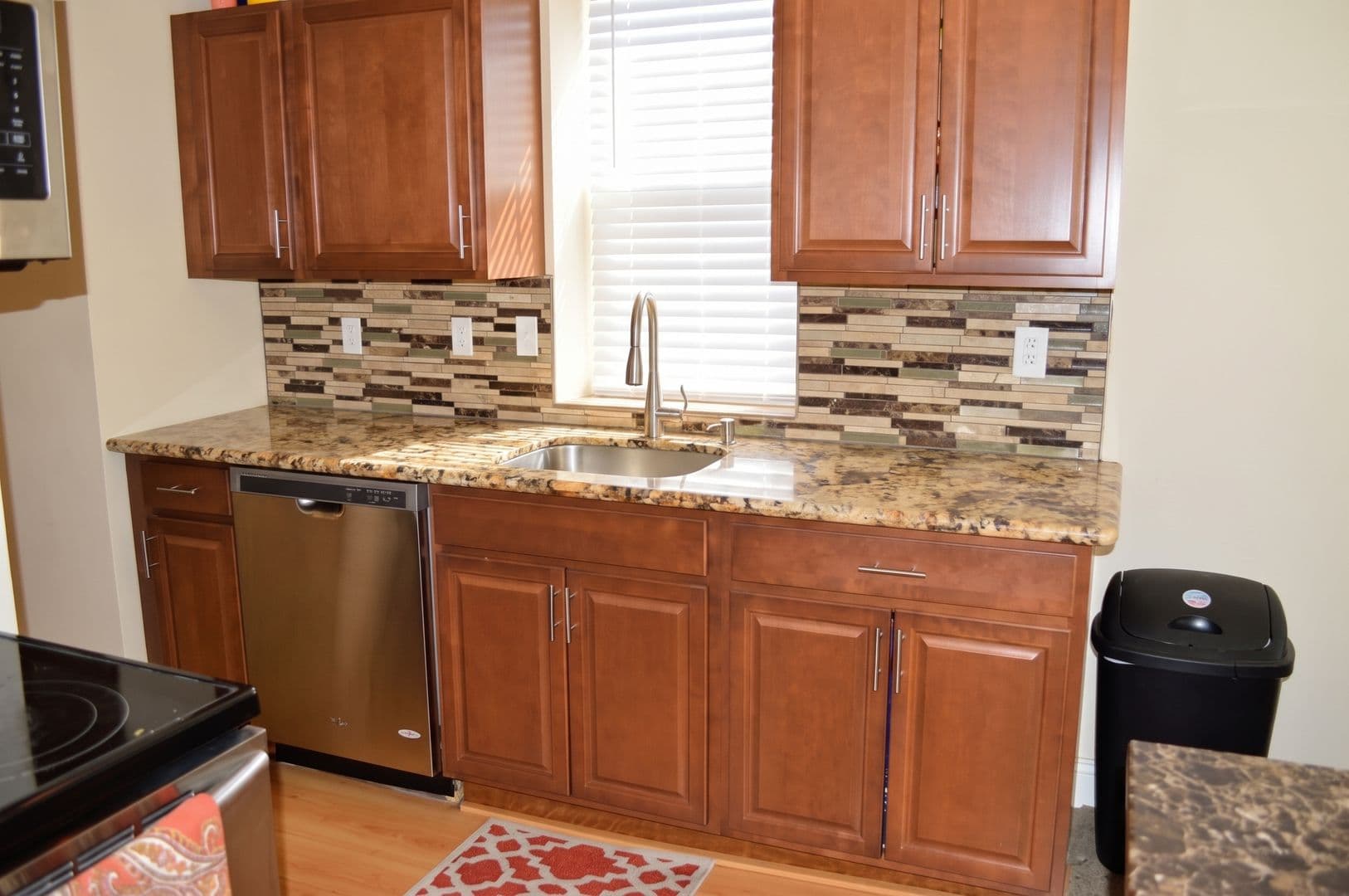 Pittsburgh Apartment: 1721-1723 Edwards Way