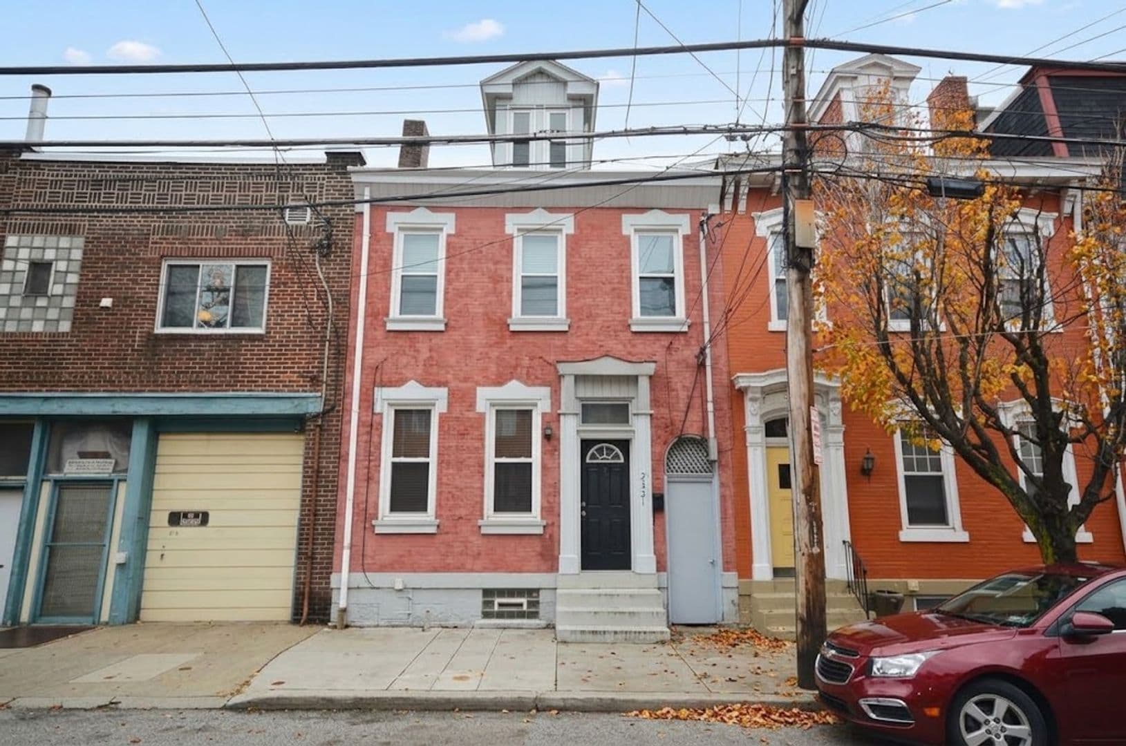 Pittsburgh House: 2321 Sarah Street