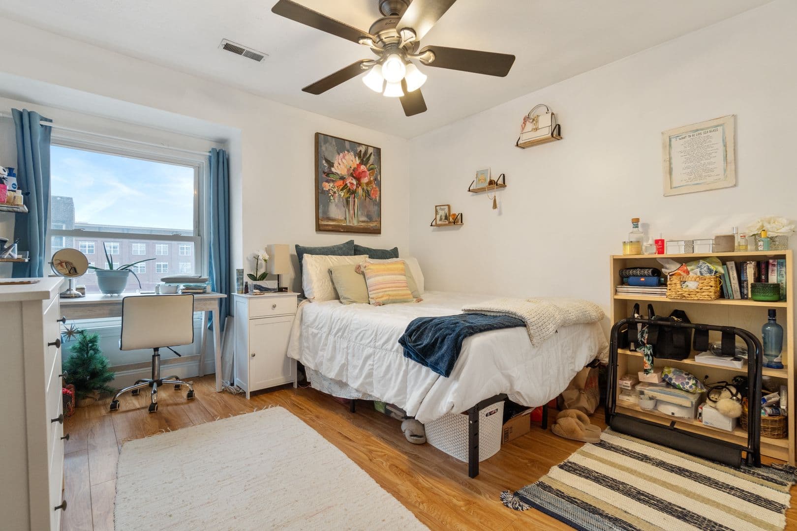 Pittsburgh Apartment: 2528 Carey Way