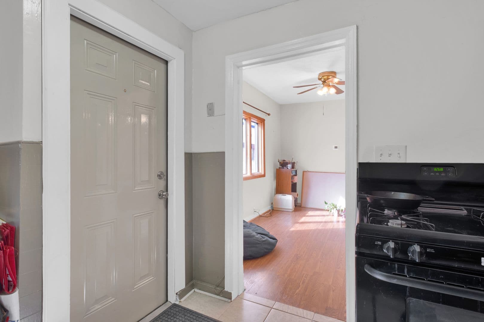 Pittsburgh Apartment: 1808 Jane Street