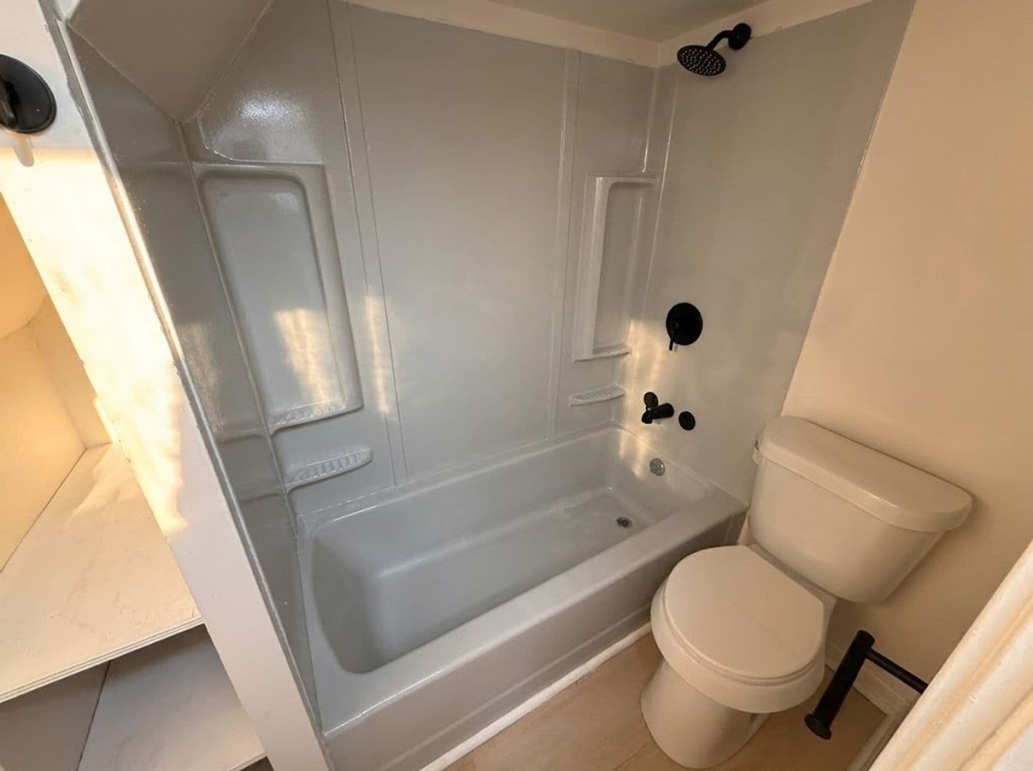 Pittsburgh Apartment: 3185 Glendale Avenue