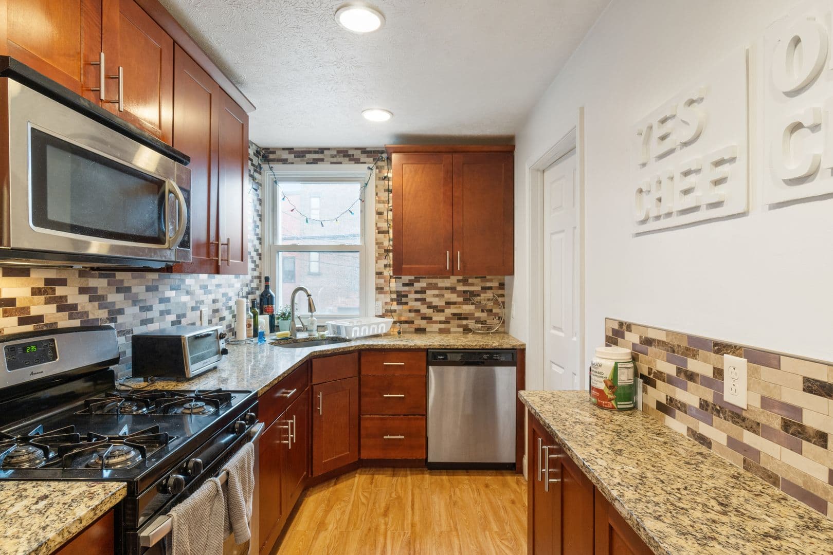 Pittsburgh Apartment: 2528 Carey Way