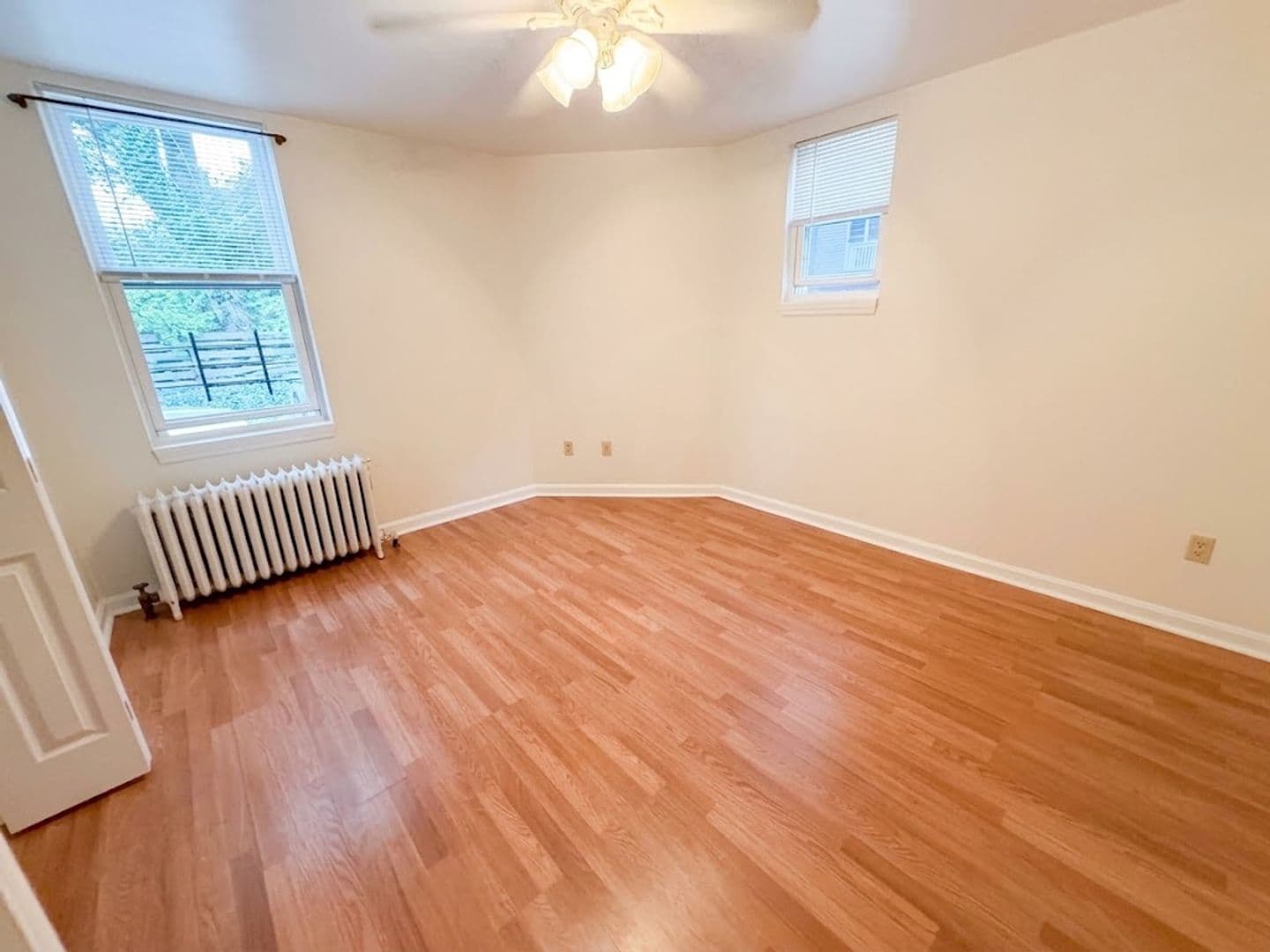 Pittsburgh Apartment: 325 N Neville