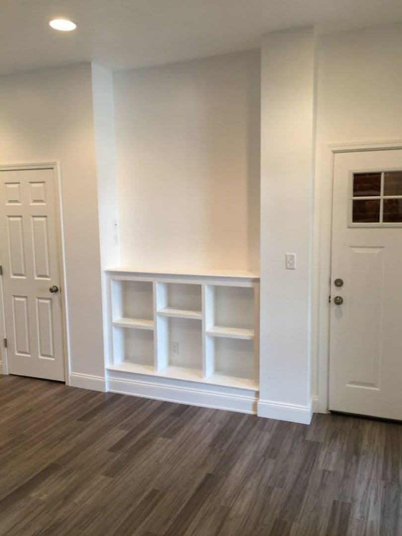 Pittsburgh Apartment: 1708 Sidney Street