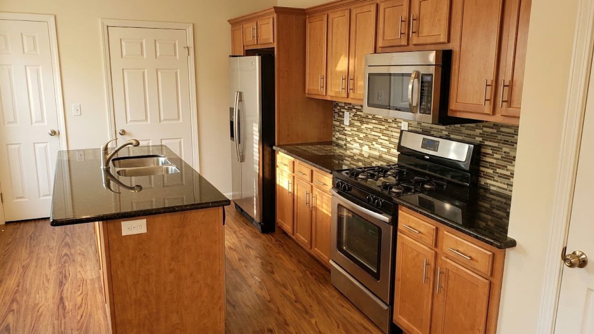 Pittsburgh House: 69 s 17th Street
