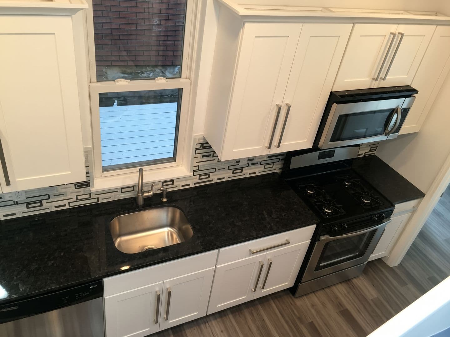 Pittsburgh Apartment: 1708 Sidney Street