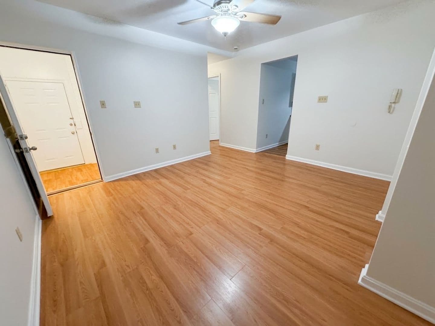 Pittsburgh Apartment: 325 N Neville