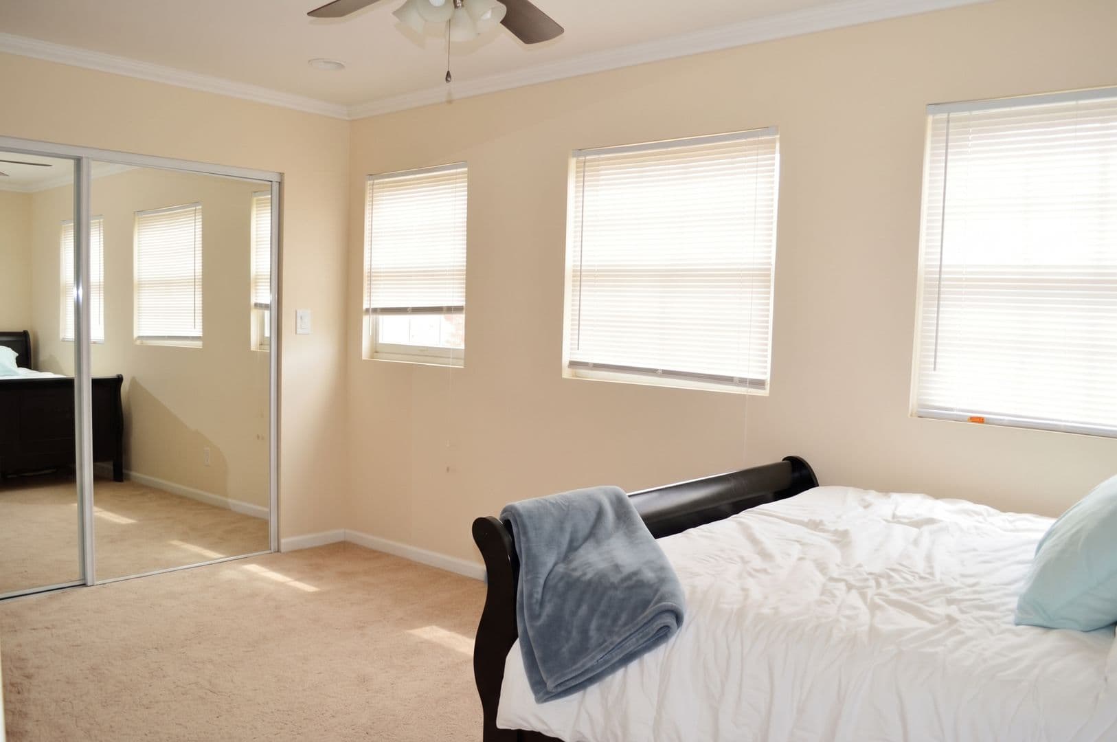 Pittsburgh Apartment: 1721-1723 Edwards Way
