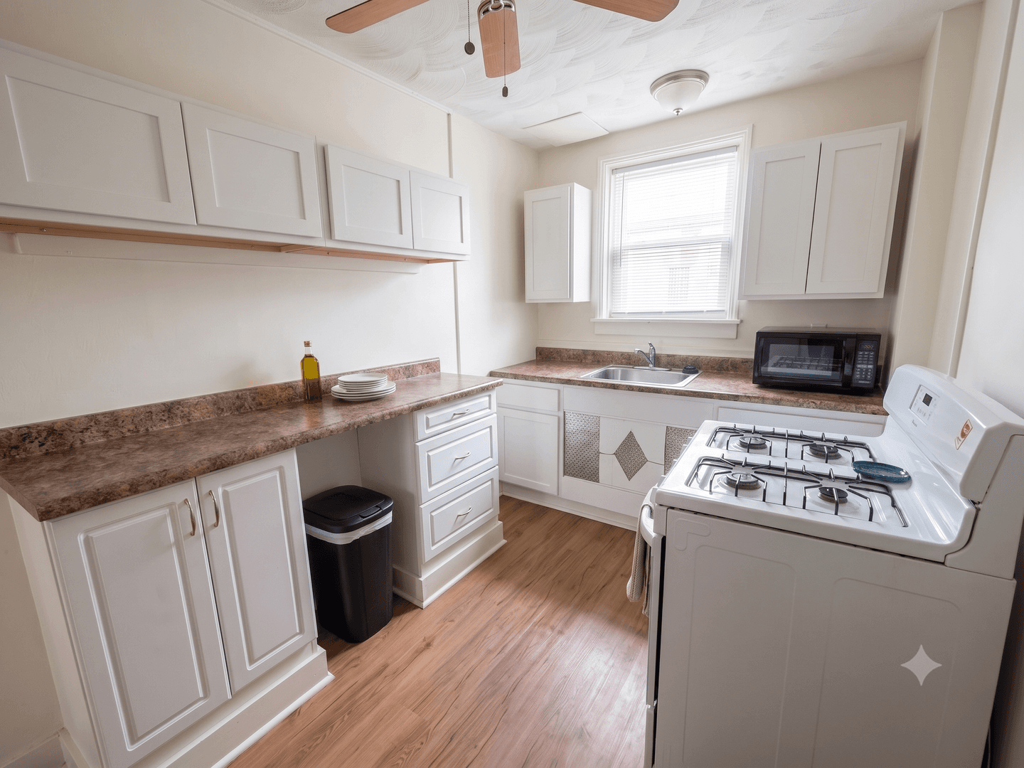Pittsburgh Apartment: 126-128 Central Square