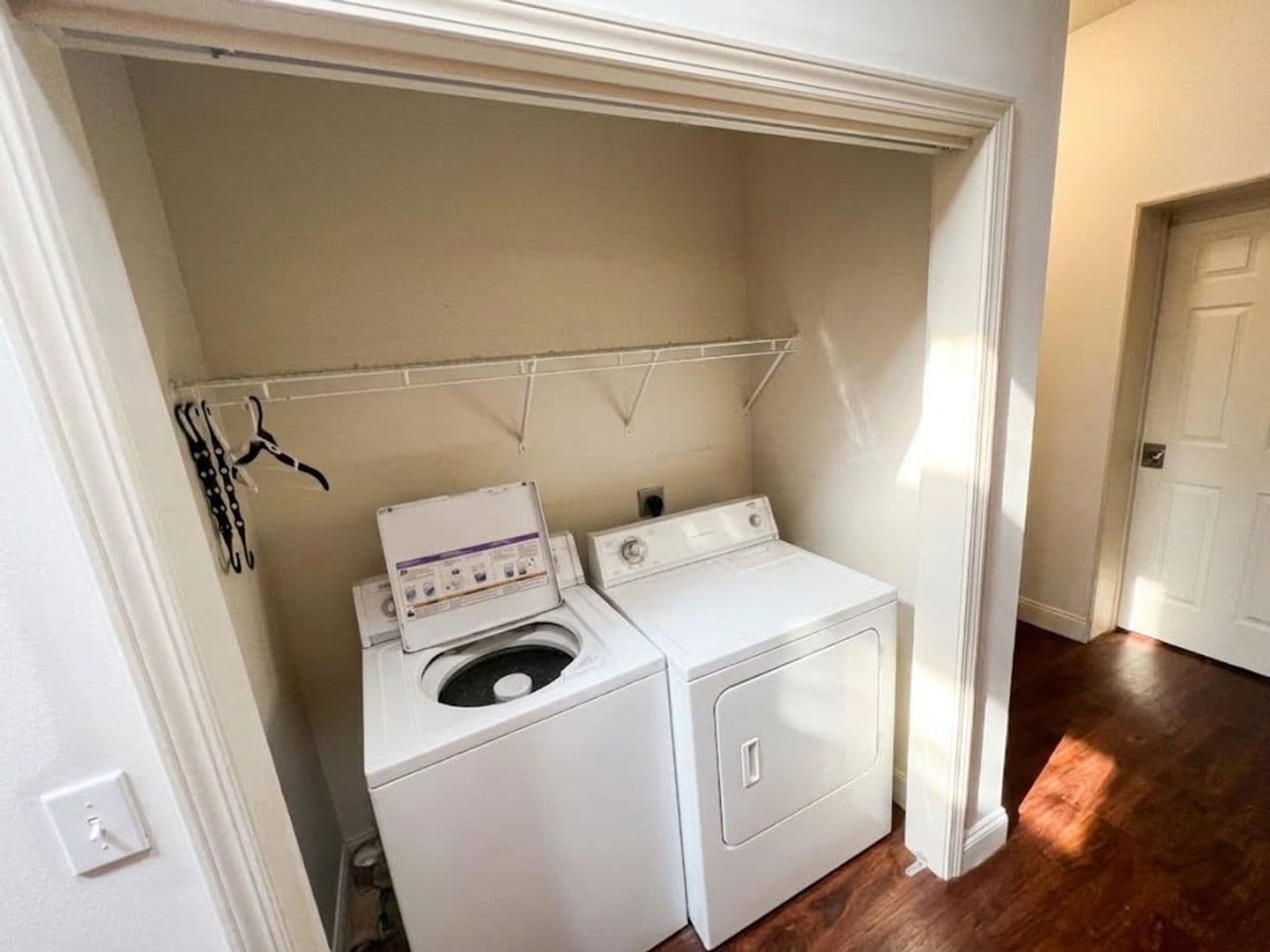 Pittsburgh Apartment: 2012 Sarah Street