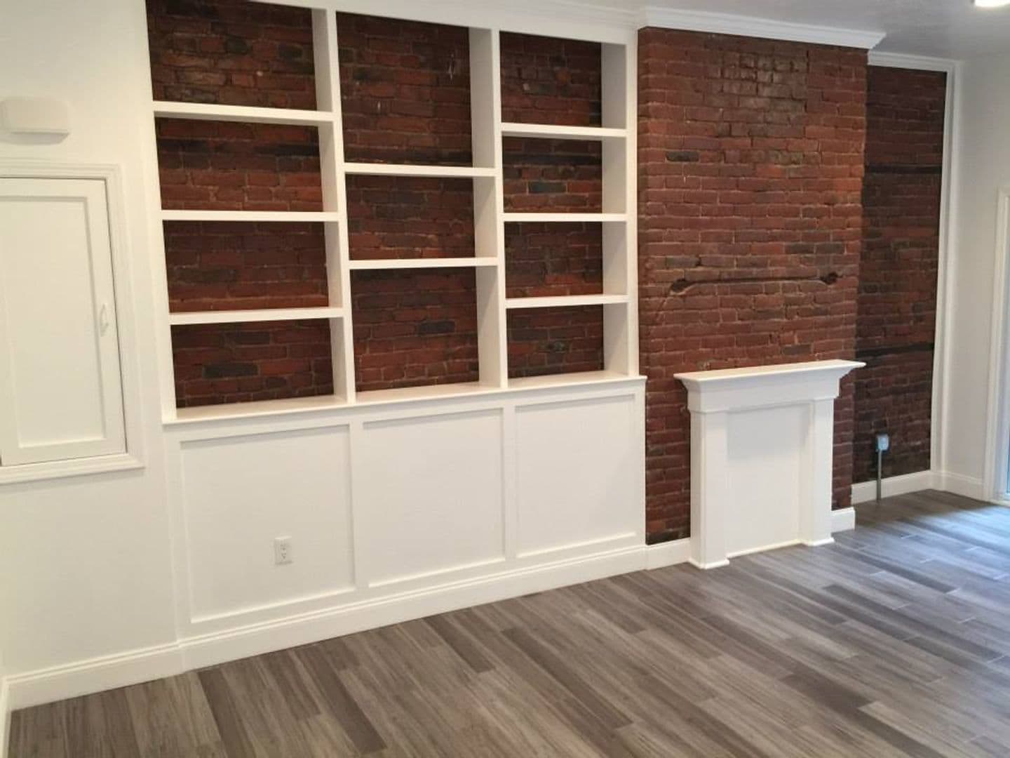 Pittsburgh Apartment: 1708 Sidney Street