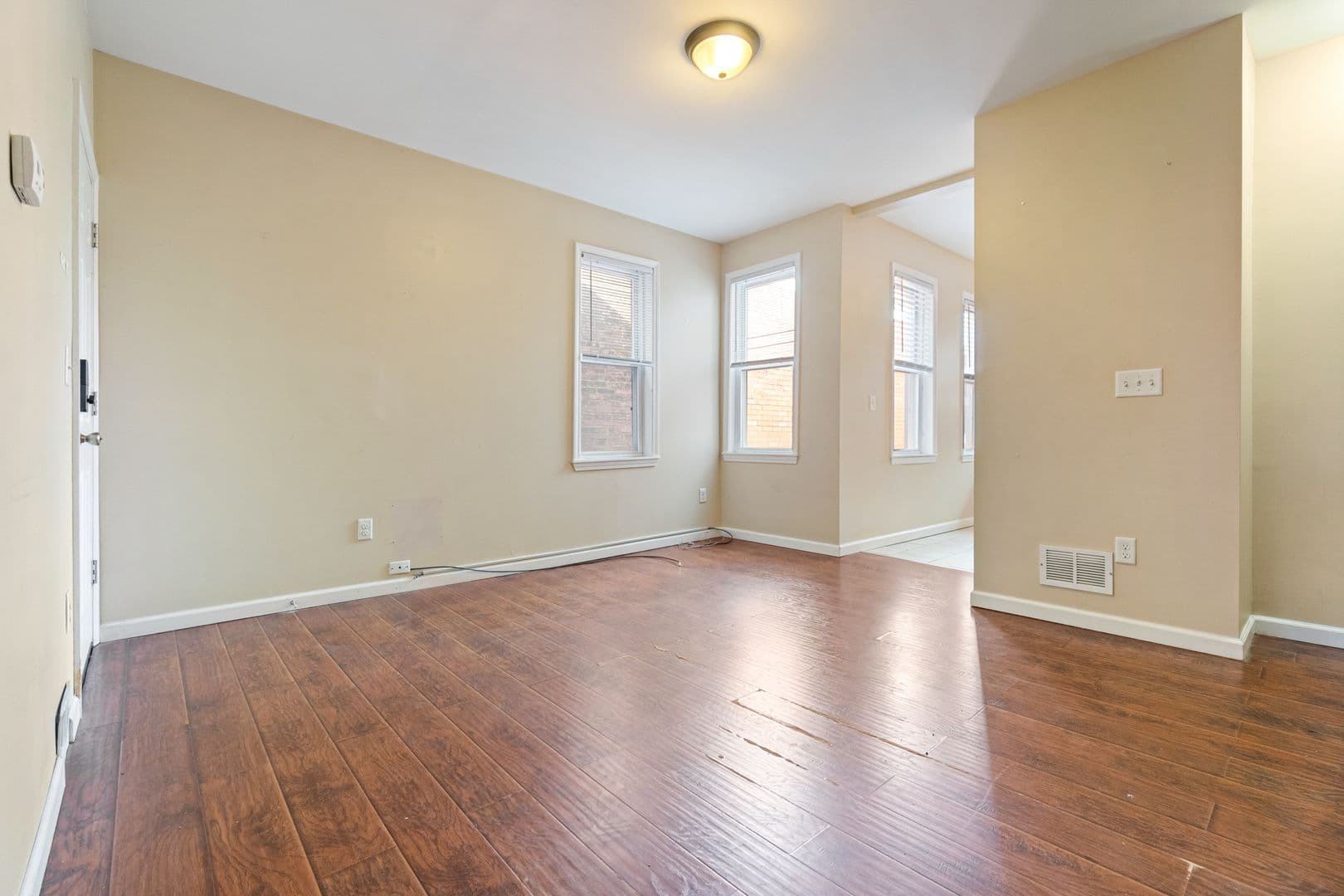 Pittsburgh Apartment: 1822 Wharton Street