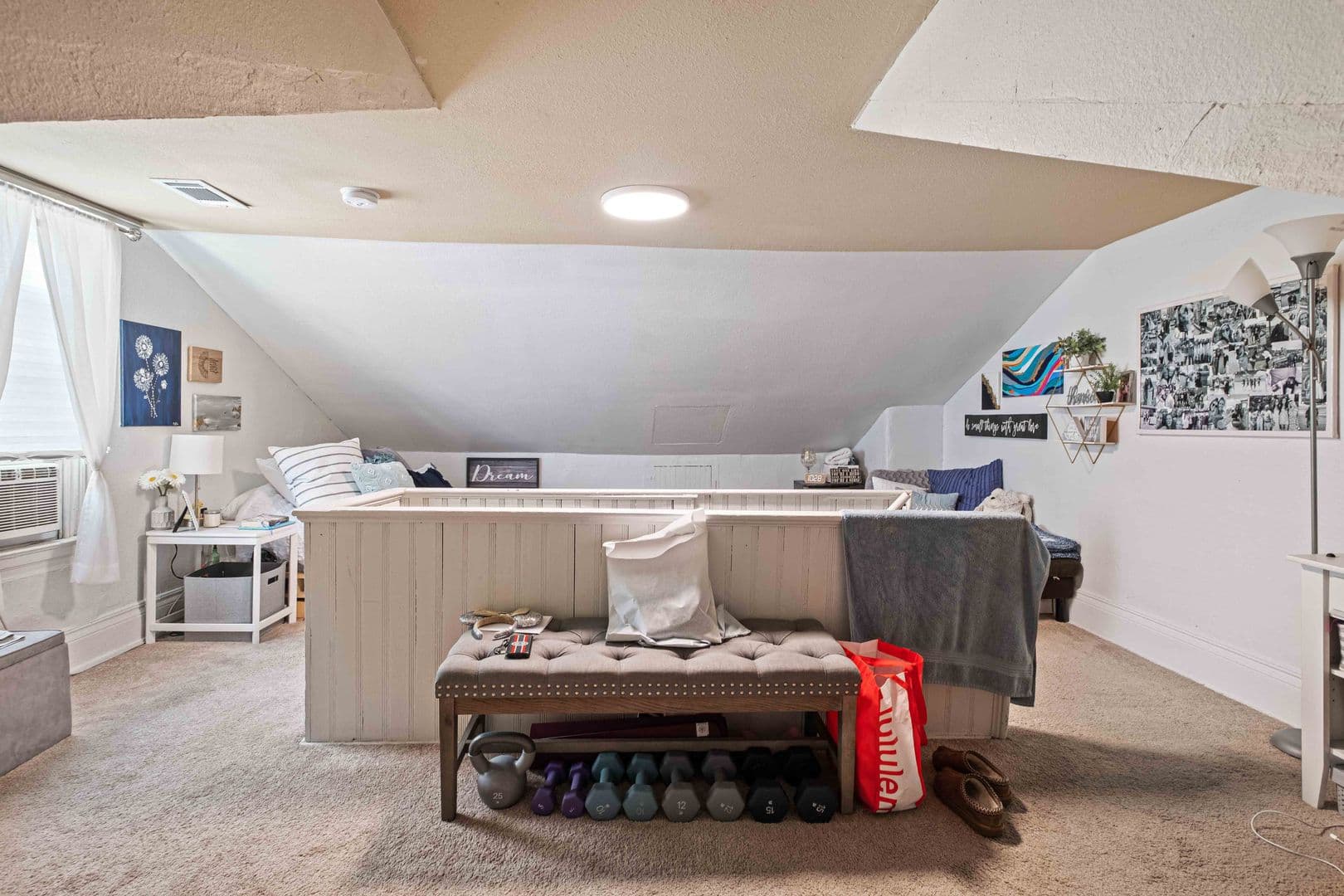 Pittsburgh House: 1823 Larkins Way