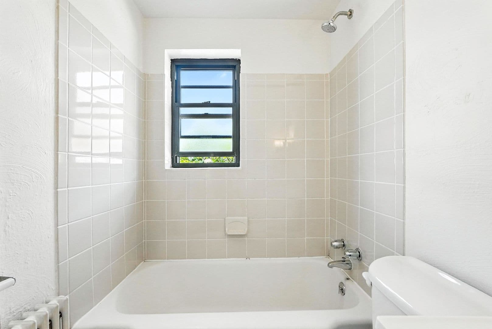 Pittsburgh Apartment: 667 Florida Avenue