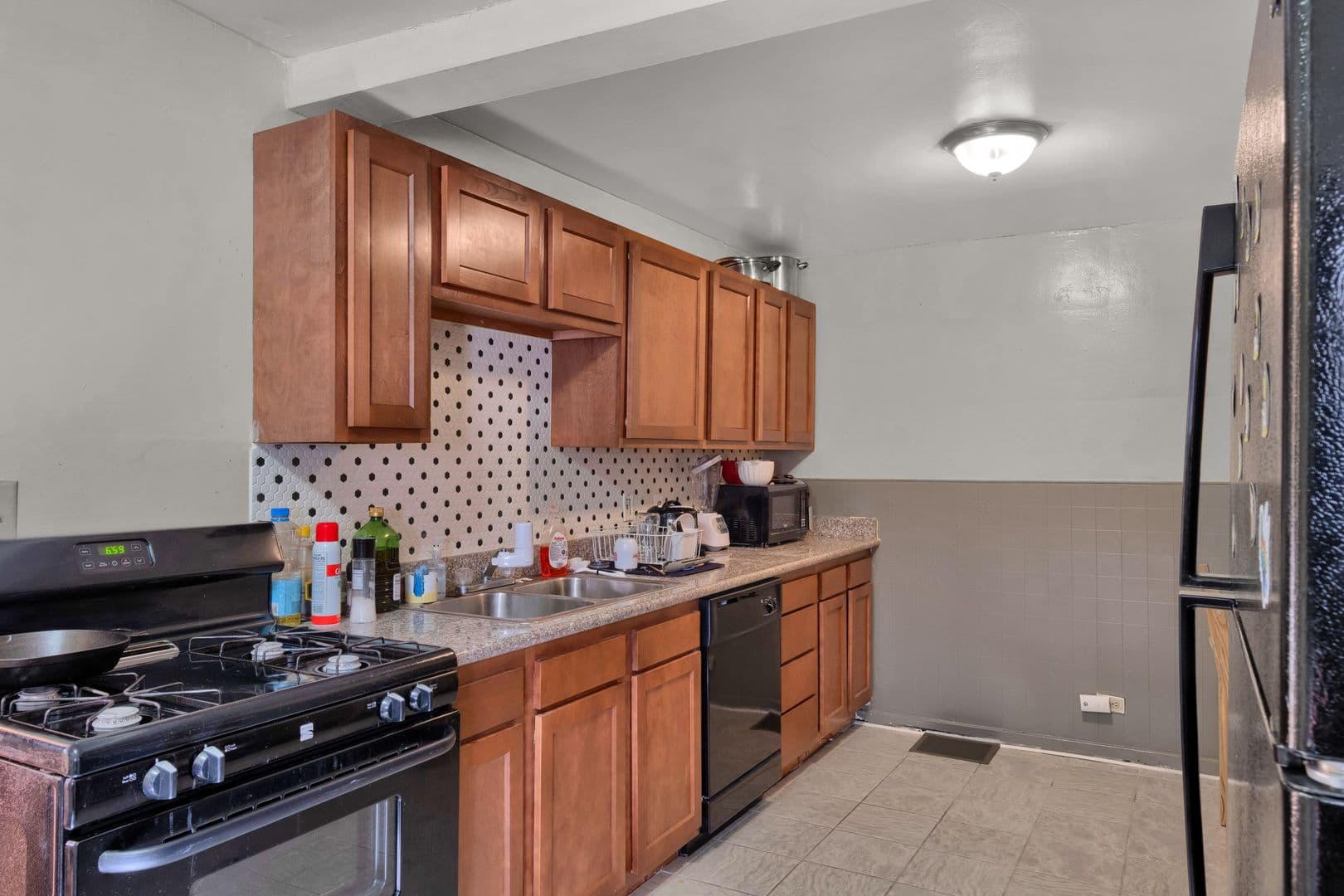 Pittsburgh Apartment: 1808 Jane Street