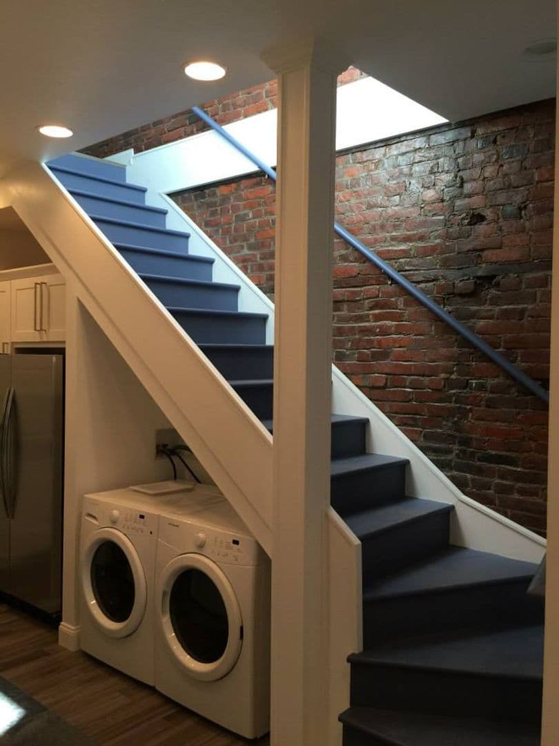 Pittsburgh Apartment: 1708 Sidney Street