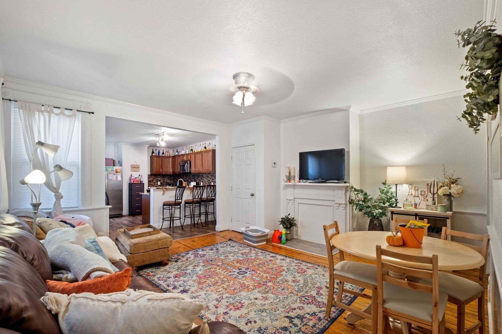 Pittsburgh House: 1823 Larkins Way
