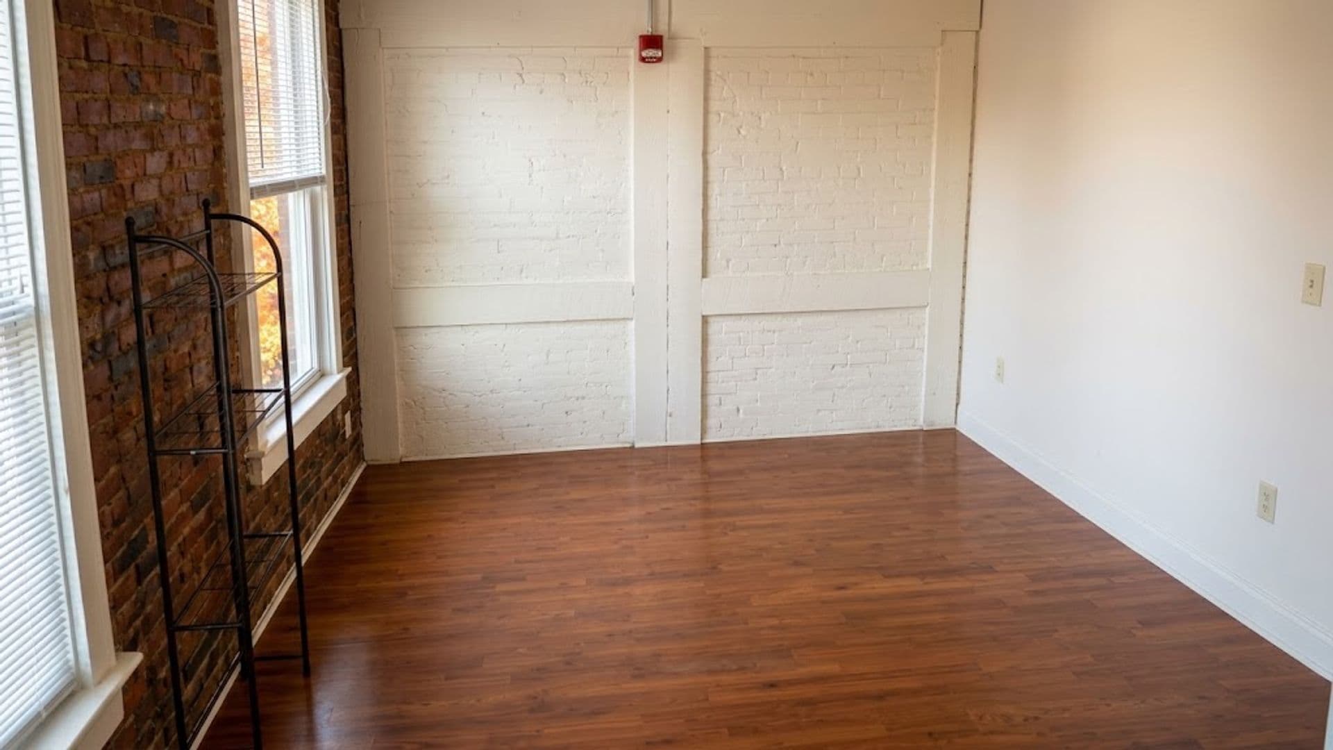 Pittsburgh Apartment: 2405 Sarah Street