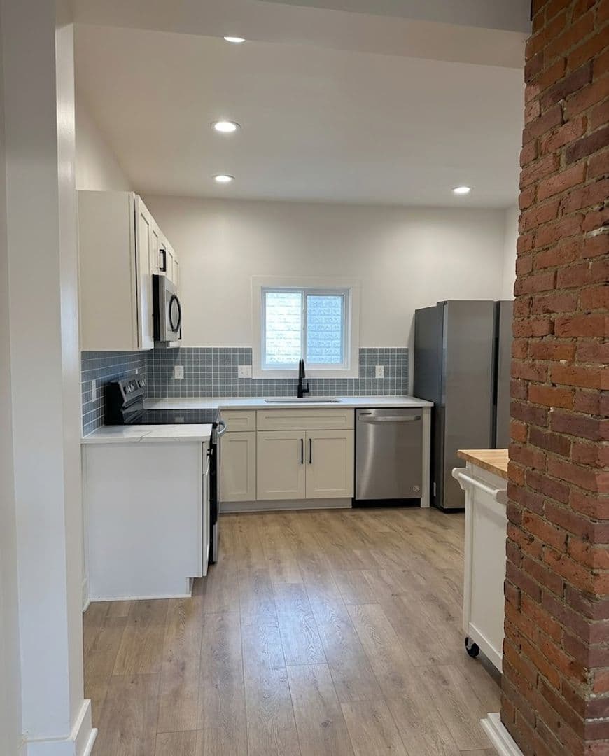 Pittsburgh Apartment: 95 McCandless
