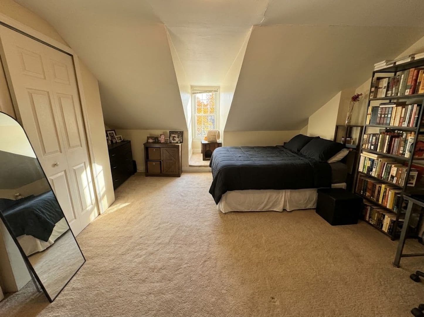 Pittsburgh Apartment: 1911 Jane Street