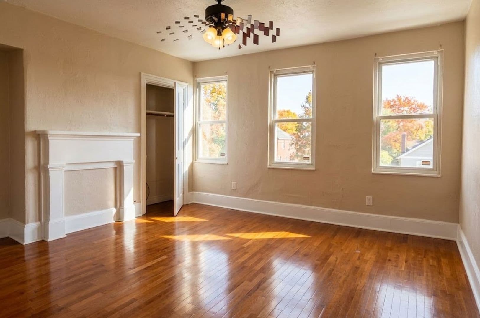Pittsburgh House: 36 Magdalene Street