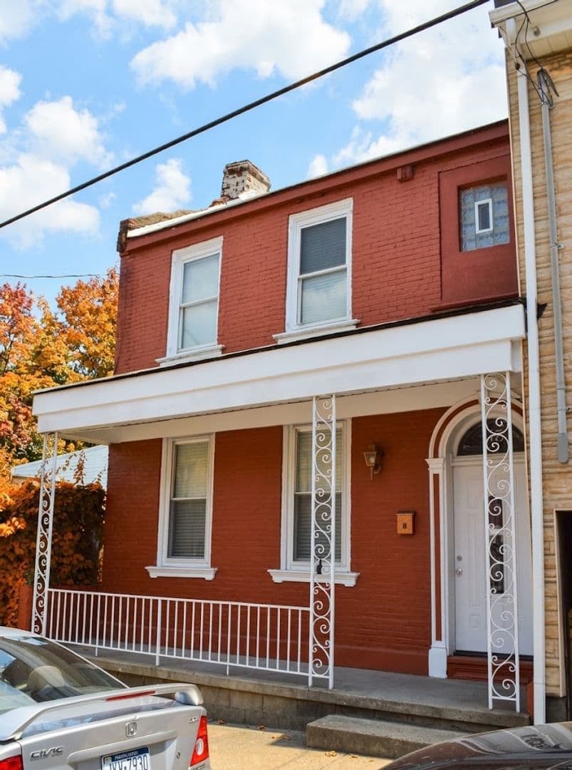 Pittsburgh House: 115 s. 11th Street