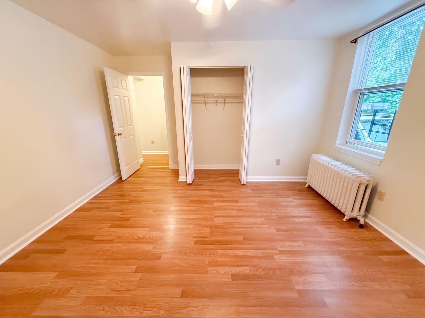 Pittsburgh Apartment: 325 N Neville