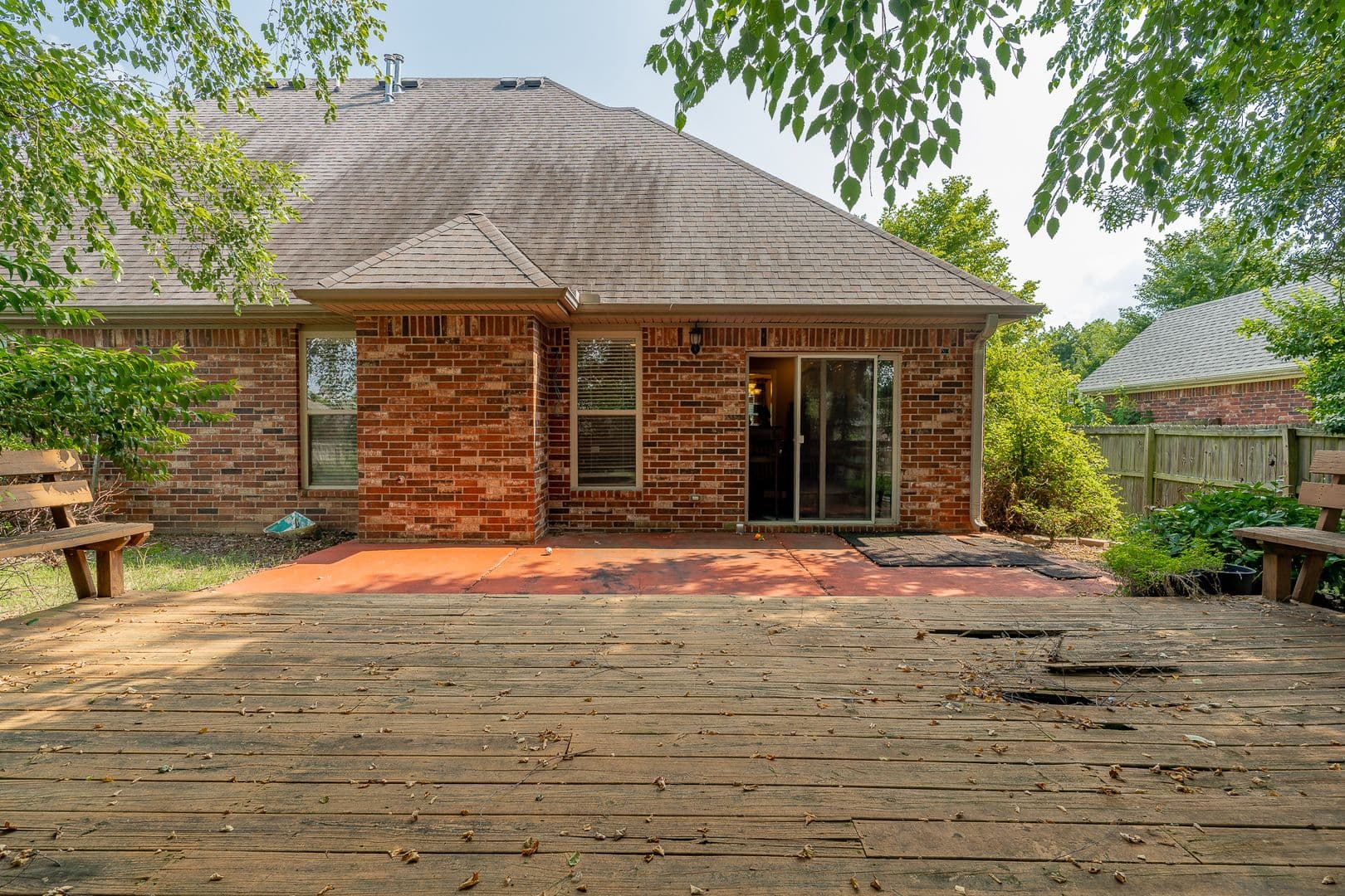 Fayetteville House: 3880 W. Morning Mist Drive