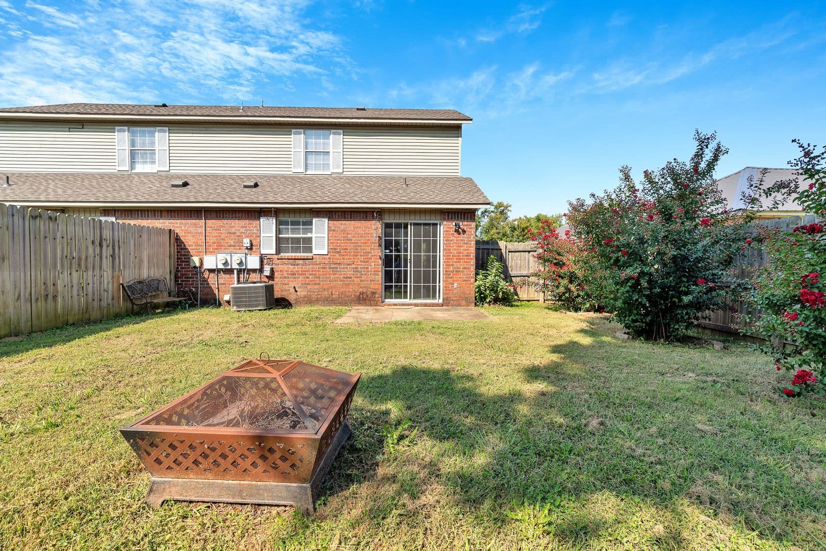 Fayetteville House: 2402 N Jeremiah Pl